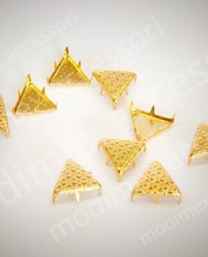 Flat triangular nailheads with triangles design art. 1079