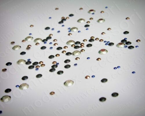 Faceted studs