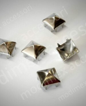 Square curved side pyramid studs