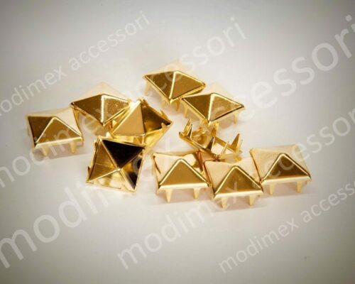 Square pyramid studs