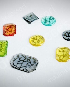 Transparent veined coloured cabochon