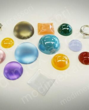 Cabochon With Legs