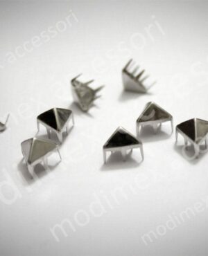 Raised triangular pyramid nailheads art. Z2TRI095