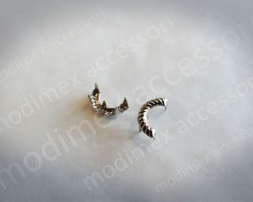 Decorated arch nailheads art. 220